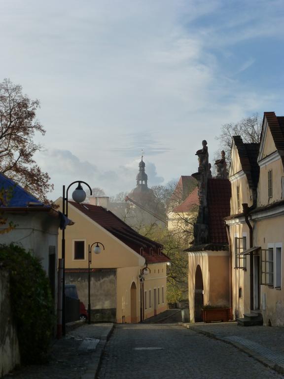 Pstrossova Vila - U Klasterni Zahrady Bechyně Zewnętrze zdjęcie