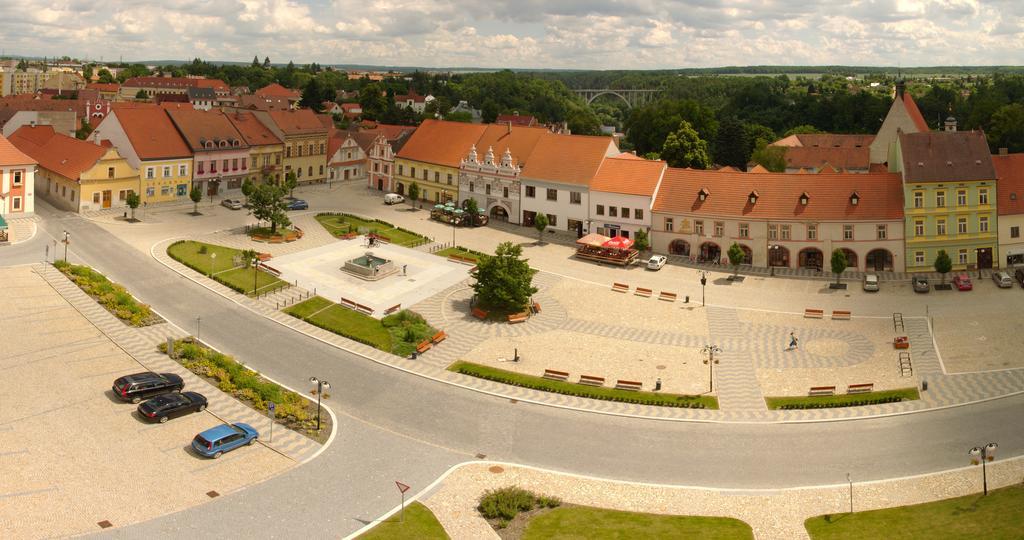 Pstrossova Vila - U Klasterni Zahrady Bechyně Zewnętrze zdjęcie